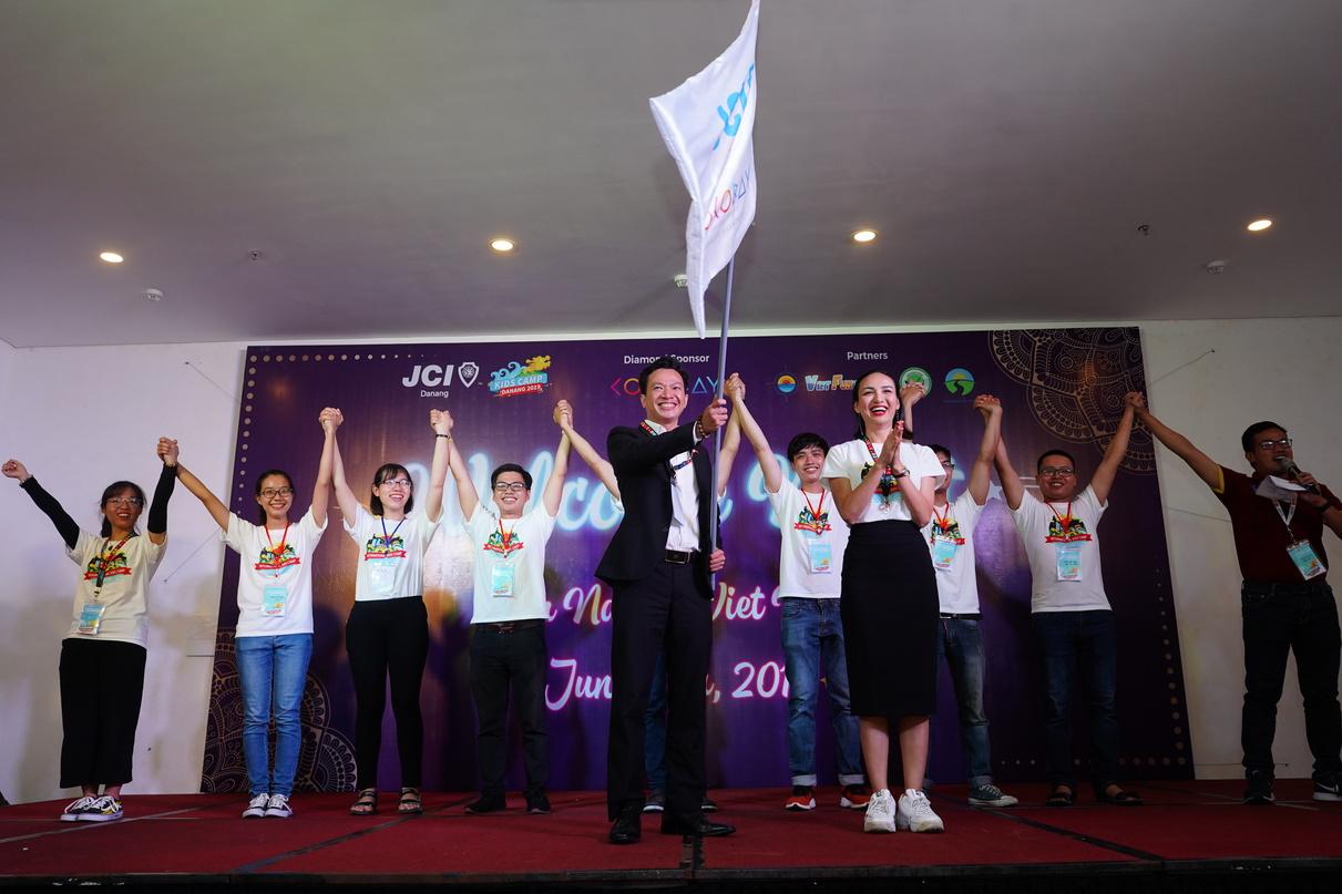 ĐÊM KHAI MẠC – THE WELCOME NIGHT DỰ ÁN TRẠI HÈ QUỐC TẾ INTERNATIONAL KIDSCAMP 2019