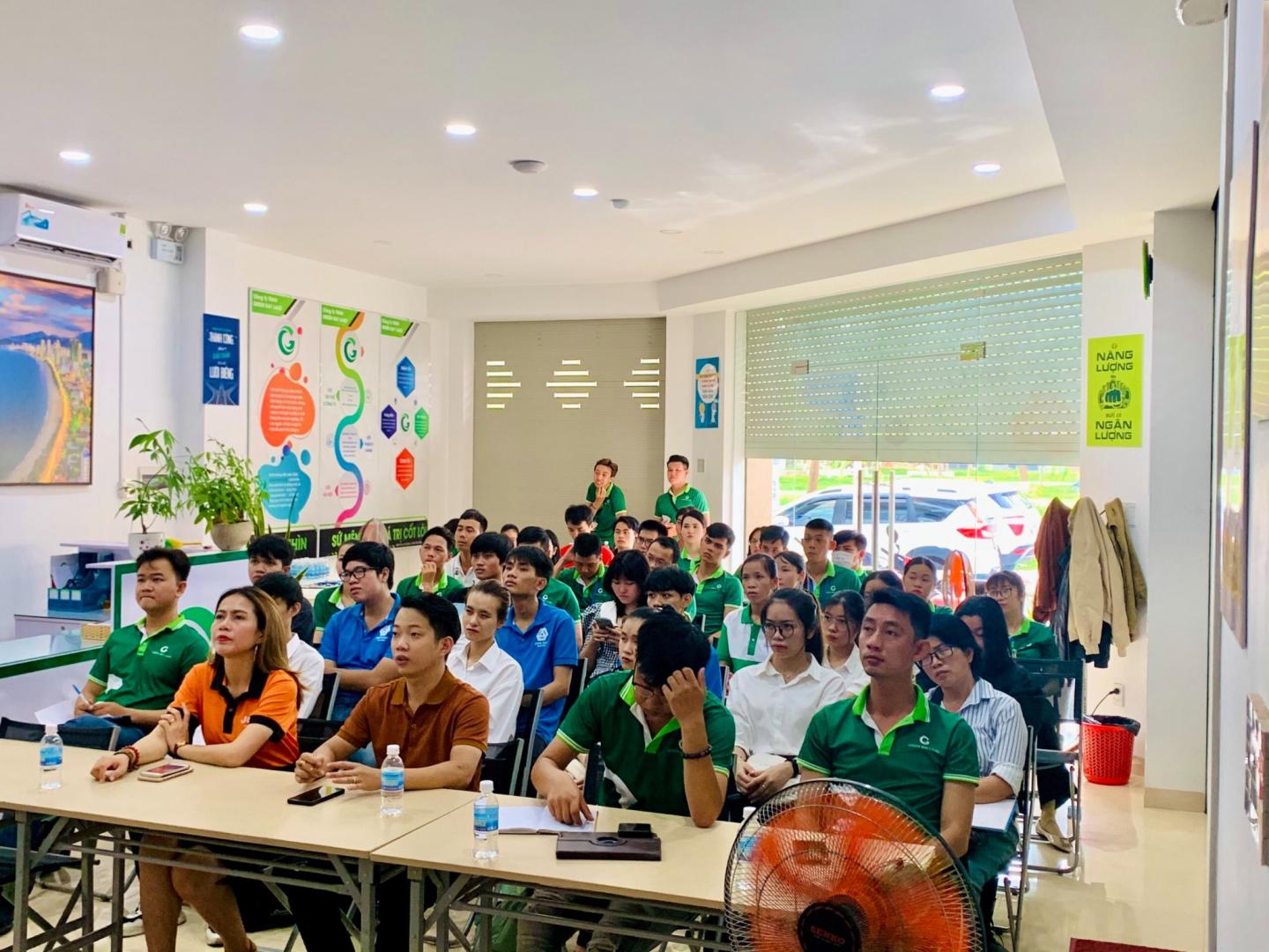 JCI Khánh Hoà WORKSHOP ỨNG DỤNG CANVA VÀO KINH DOANH ONLINE 4