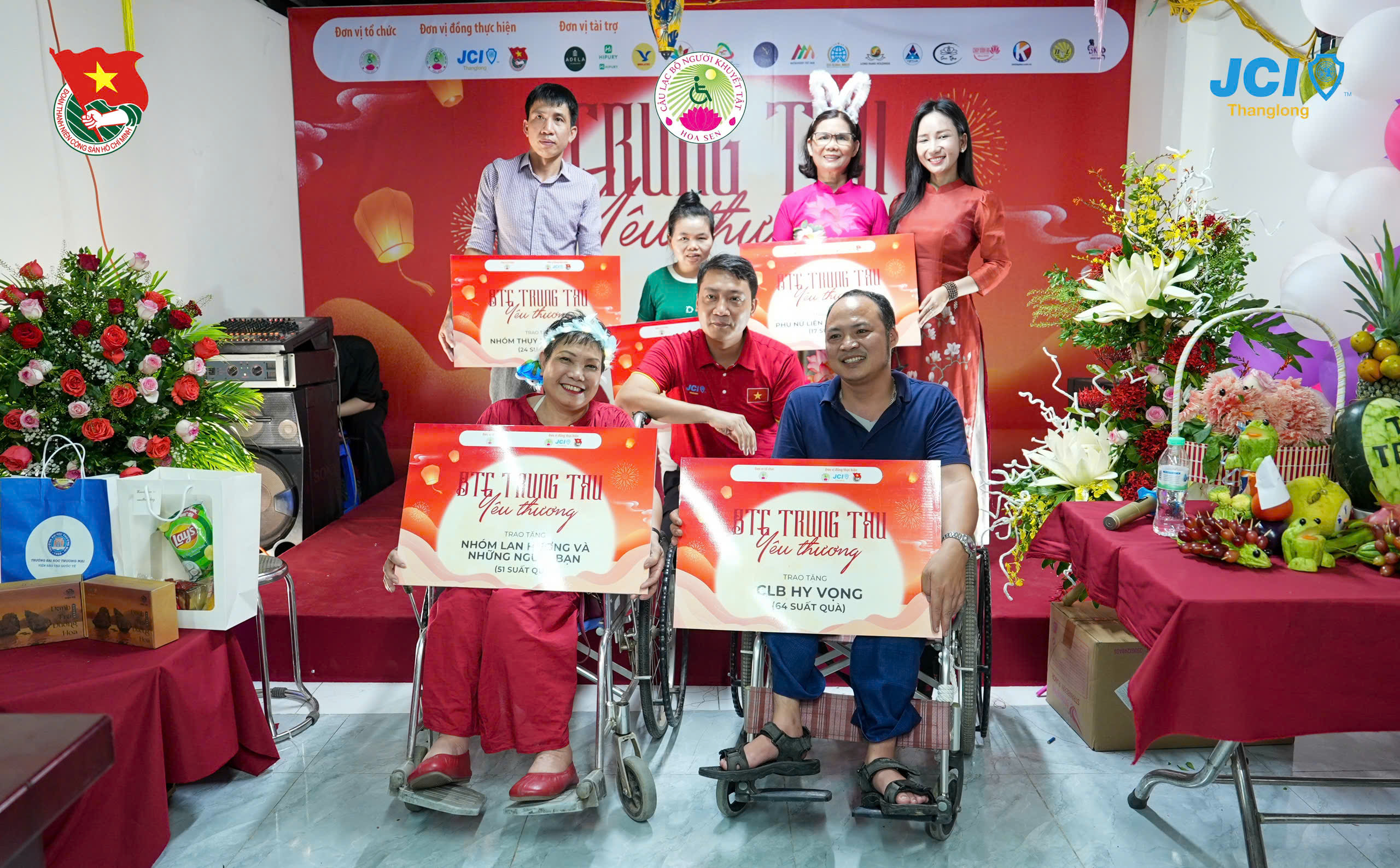 trung thu cộng đồng người khuyết tật