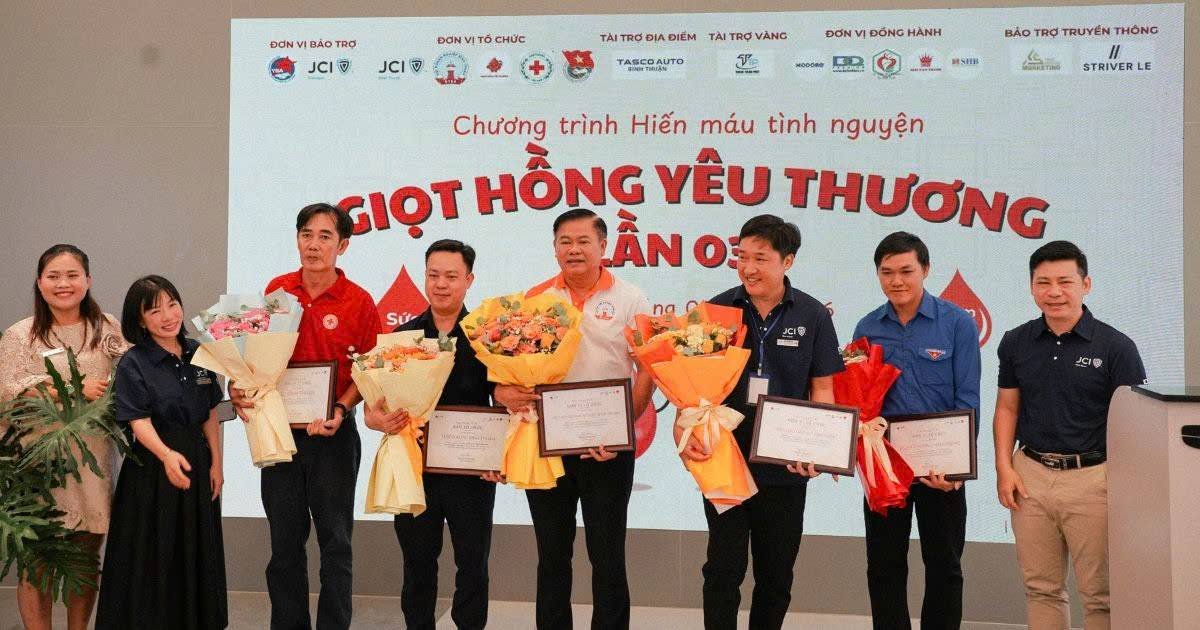 Giọt Hồng Yêu Thương lần 3 JCI Bình Thuận
