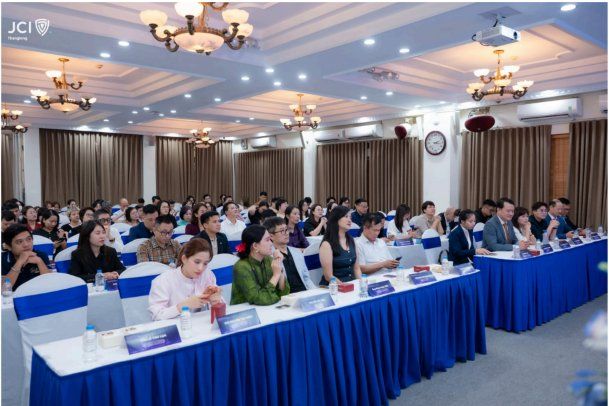 Hội trường Vietnam Innovation Days 2026 tại Hà Nội